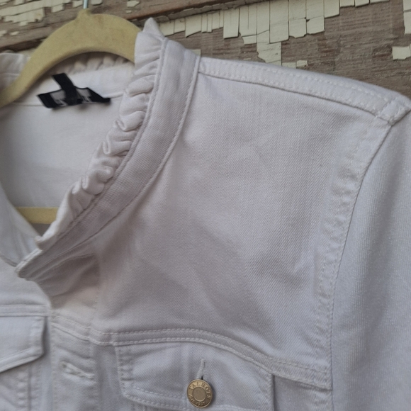 Talbots White Ruffle Jean Jacket Size Large - Picture 3 of 6